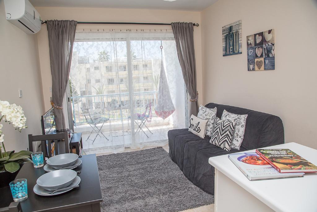 Paphos Love Hut Apartment Luaran gambar