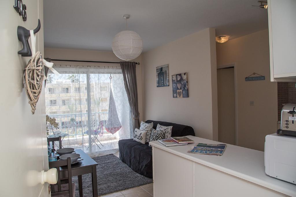 Paphos Love Hut Apartment Luaran gambar